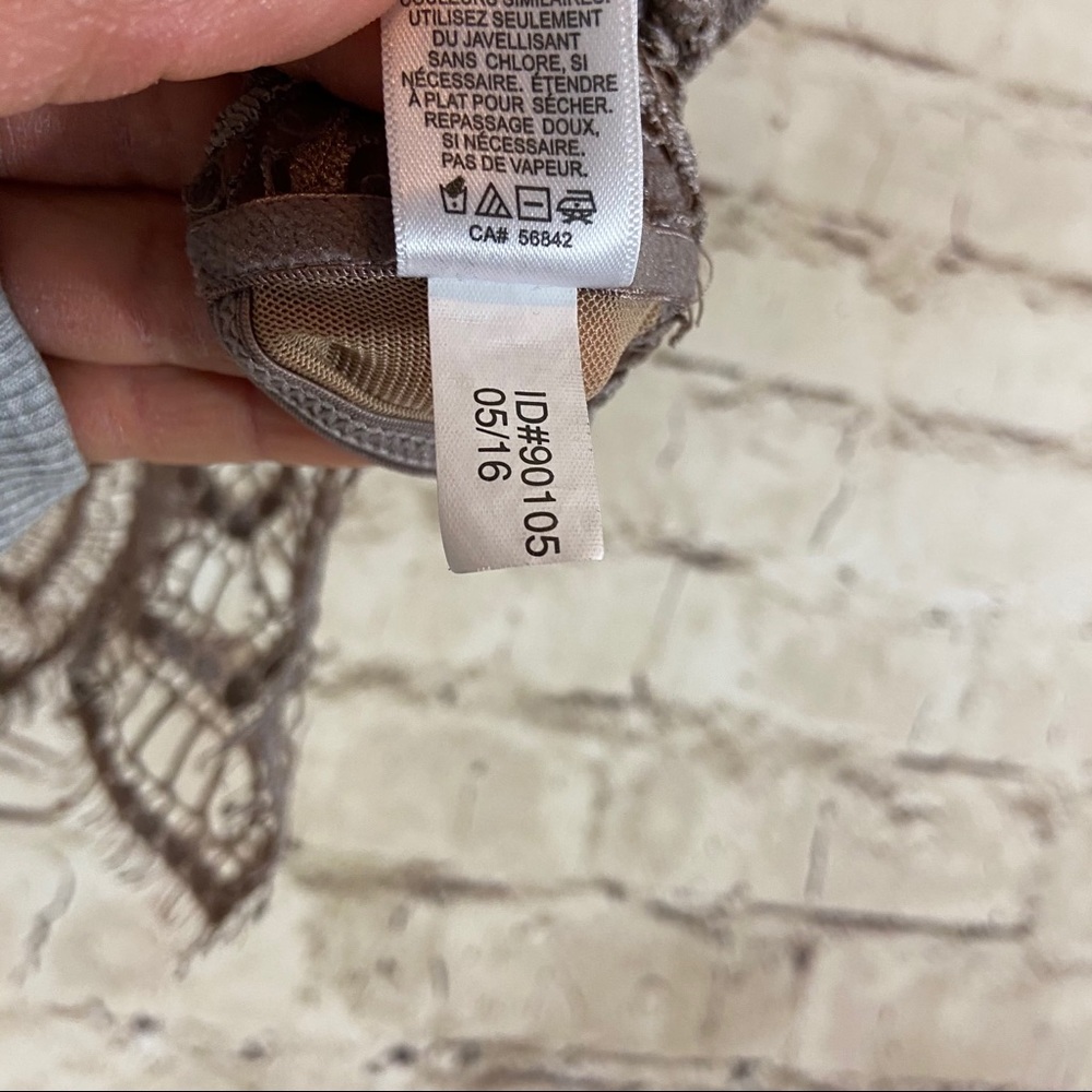 Express taupe adjustable strap bralette size small - Picture 7 of 12